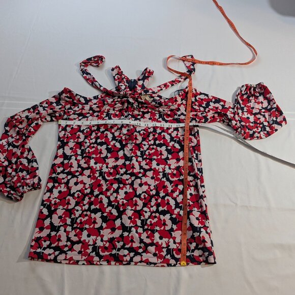 Michael Kors Size XS Black/Red/White Floral Cold Shoulder Blouse With Neck Tie - Picture 15 of 16